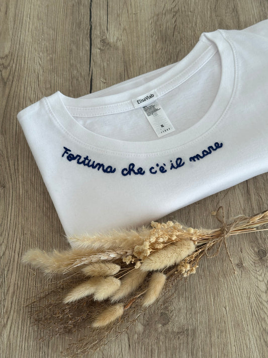 T-shirt "Fortuna che c'è il mare"