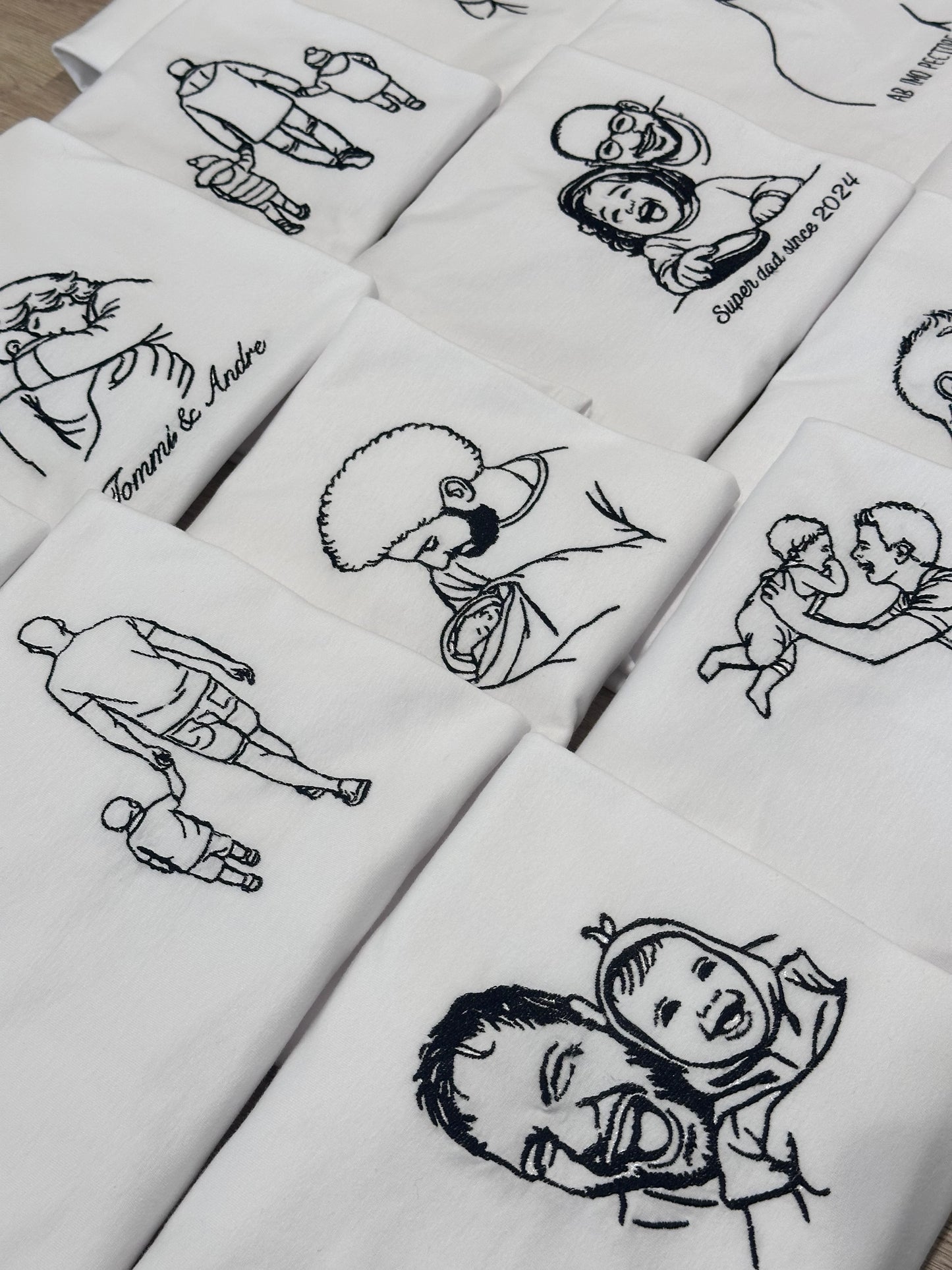 T-shirt con foto ricamata