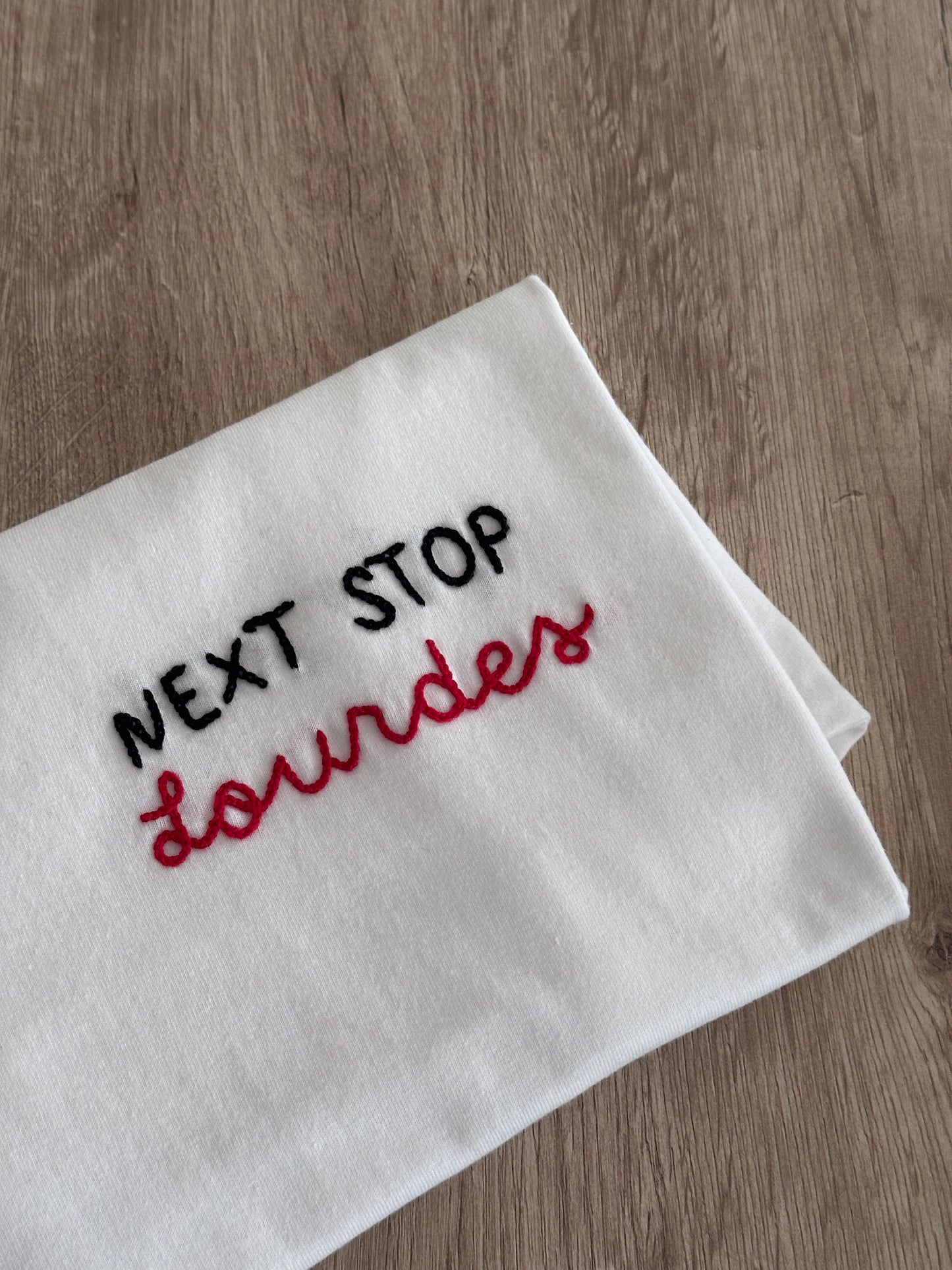 T-shirt "NEXT STOP LOURDES"